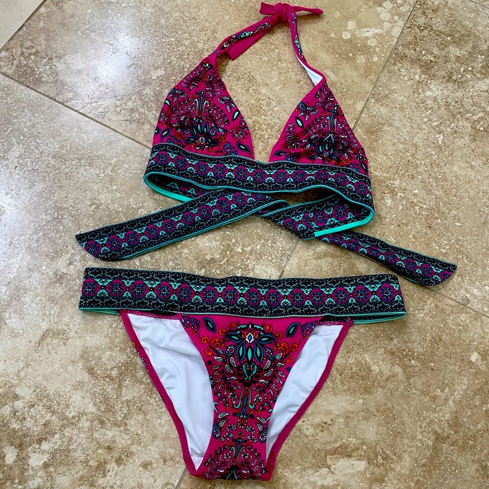 Victoria’s Secret bikini